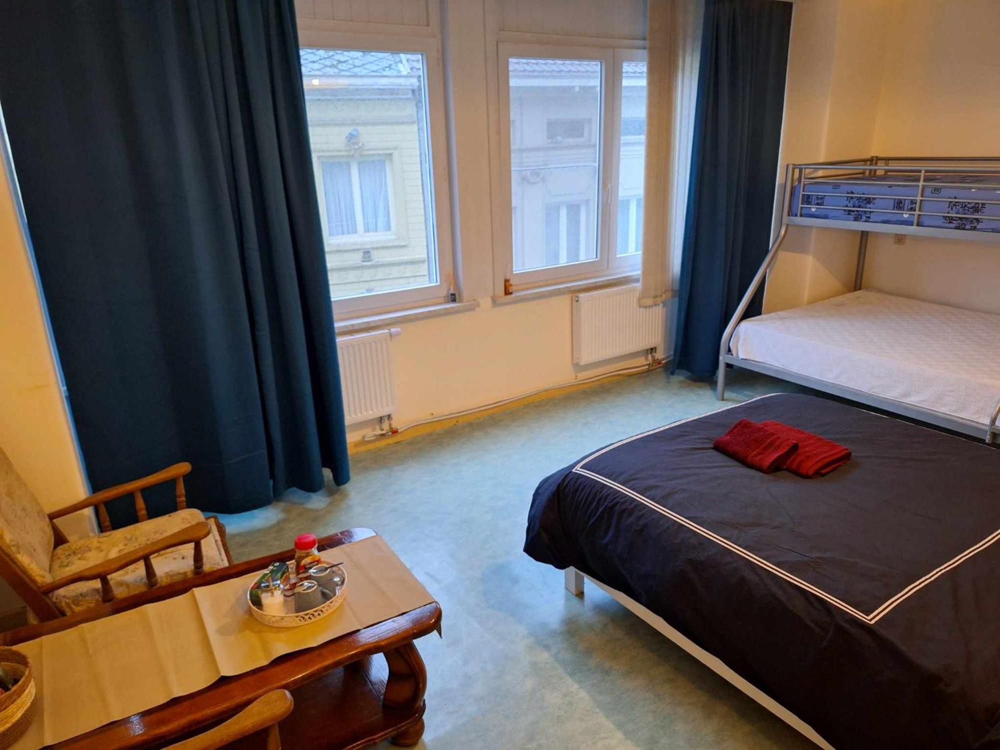 Slaapkamer Markt Герардсберген Экстерьер фото